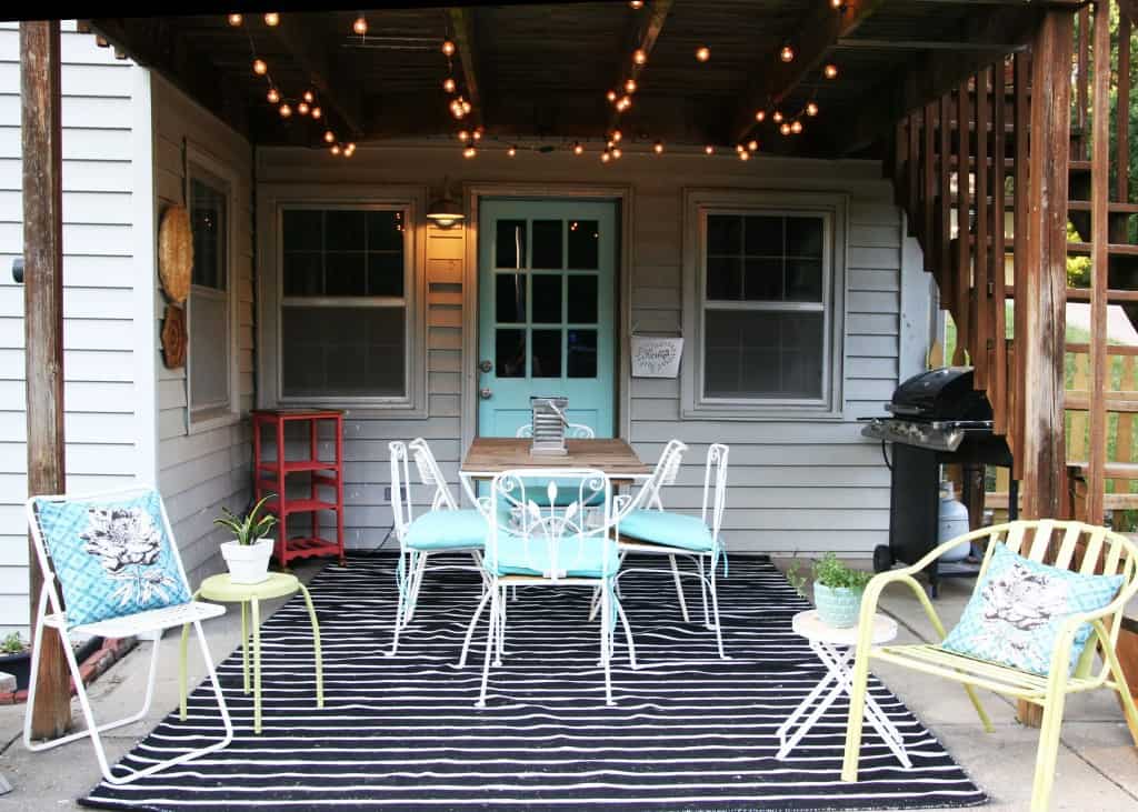 Patio Makeover on a budget. Lots of DIY projects!